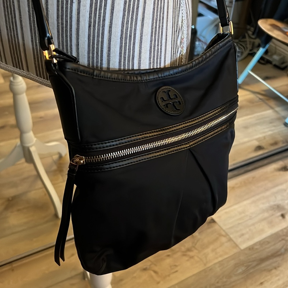 Tory Burch, Black Cross-body Bag, CLEAN